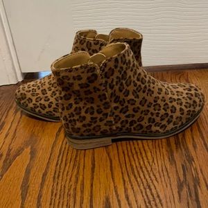 Toddler Girls Cat & Jack Boots size 10